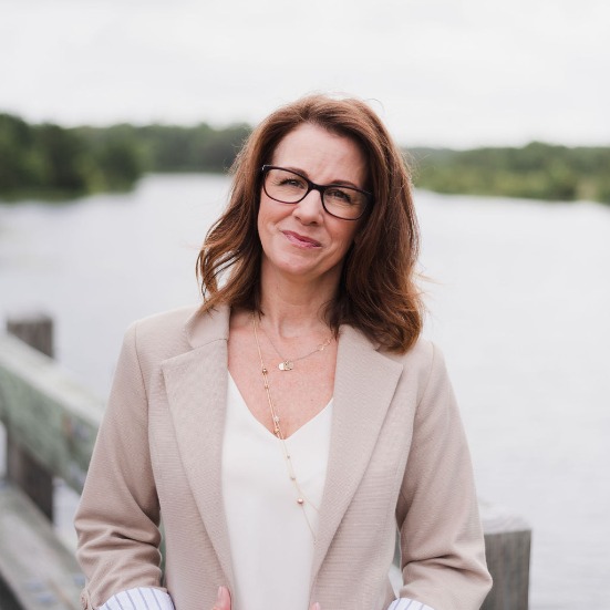 Amy White - Real Estate Agent | SOLD.com
